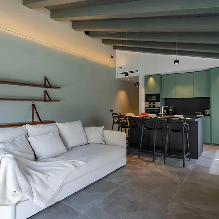 Sant' Ambrogio - Relax Di Lusso A Apartamento *