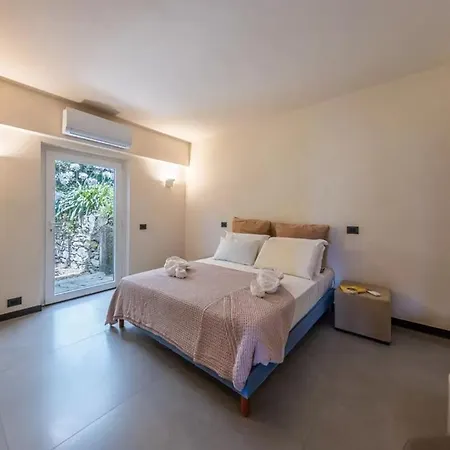 Sant' Ambrogio - Relax Di Lusso A *